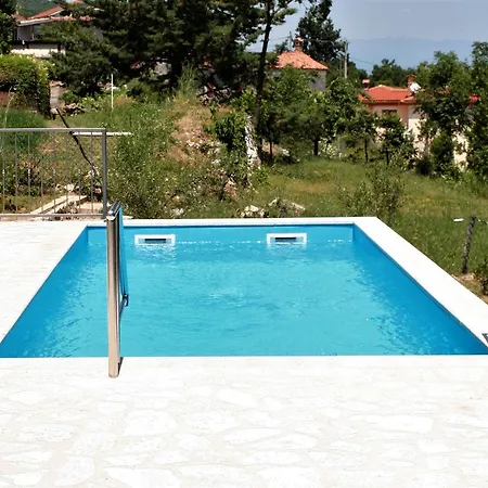 House Jovich * Martina